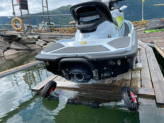 Kawasaki STX 160. Som ny!! Kun brukt 9 timar i ferskvatn. Tatt ibruk i 2023 3 of 5