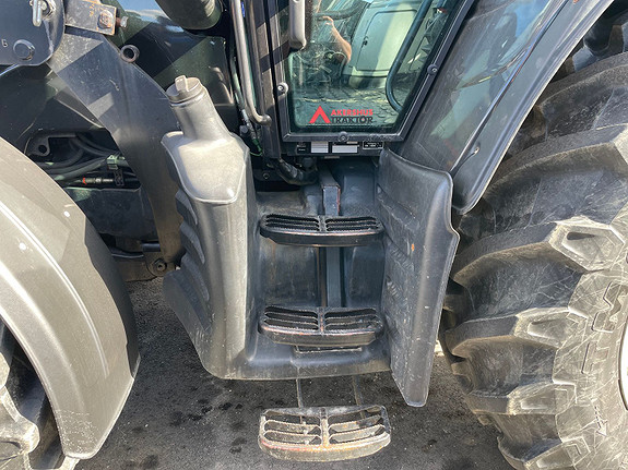 Valtra N142 Versu 2011, kr 575 000,-
