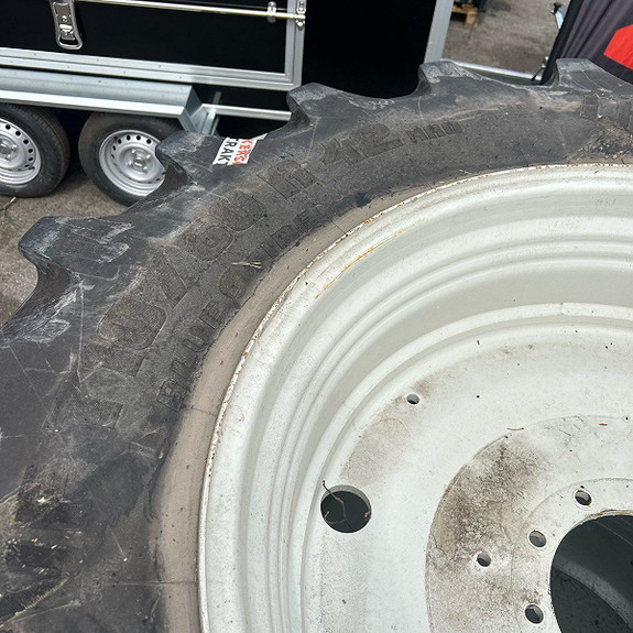 Trelleborg Tm 1000 VF 710/60 R42   600/60R30    Tm 1060