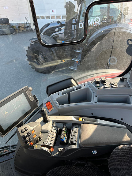 Valtra N174Dst med lav timestand, laster og 1 års bruktforsikring! 2018, kr 1 069 000,-