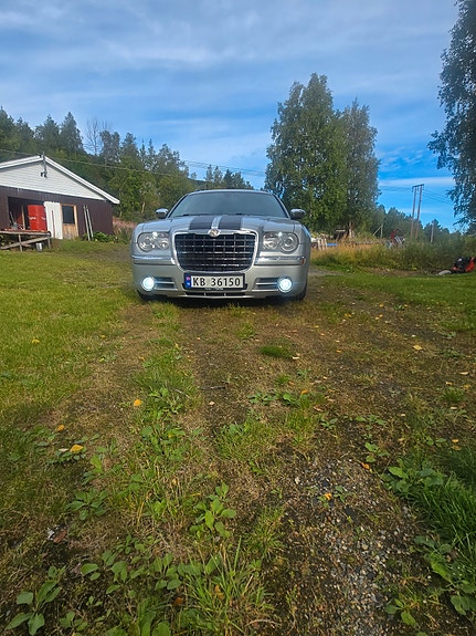 Chrysler 300C 22 of 30