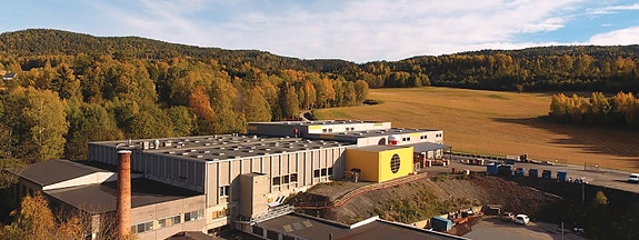 Våre lokaler, i en sving på Geithus