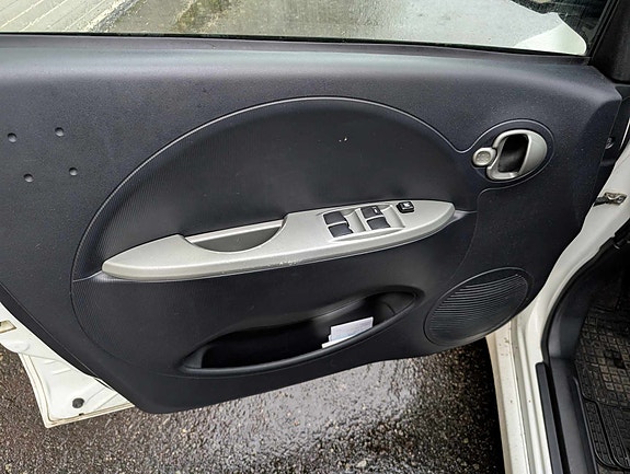 Mitsubishi i-Miev 7 of 10