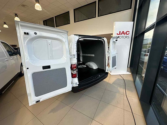 Maxus e-Deliver 3 17 of 22
