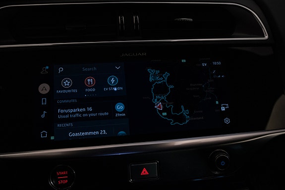 Jaguar I-PACE 21 of 30