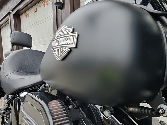 Harley-Davidson FLSS Softail Slim S 21 of 30