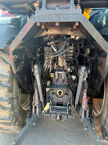 Valtra Skogens konge T 214D 2017, kr 1 370 000,-