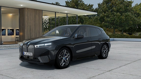 BMW iX 22 of 30