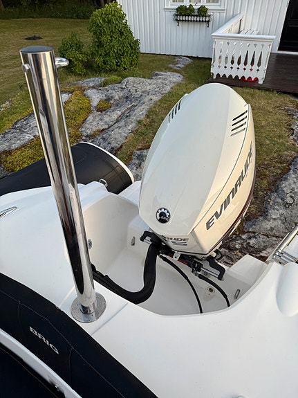 Brig Eagle 650 - Strøken kvalitetsrib med 175 hk Evinrude 17 of 30