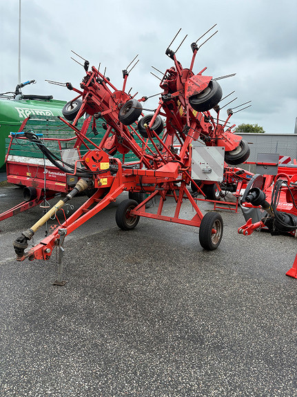 Kuhn GF 8702T