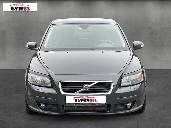 Volvo C30 3 of 9