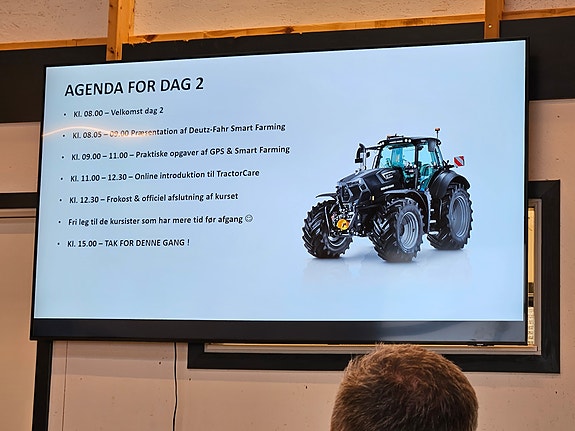 Opplæring skjer både hos våre leverandører og internt. Her fra GPS-opplæring hos Moni Worldwide i Danmark.