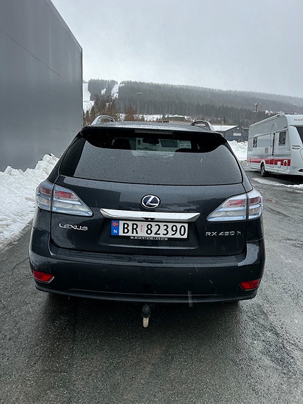 Lexus RX450h 2 of 13