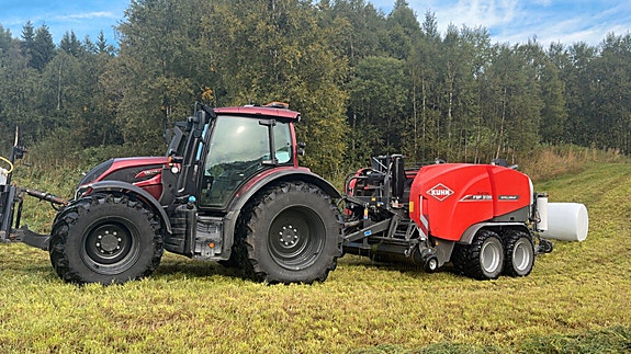 Kuhn Balepack  3135