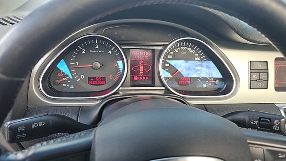 Audi Q7 13 of 16