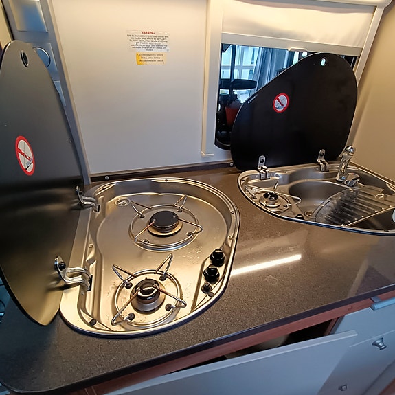 Adria Adora 563 pt 18 of 26