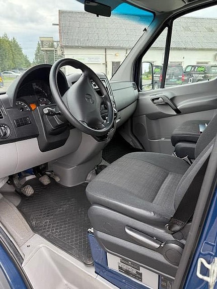 Mercedes-Benz Sprinter 313 8 of 9