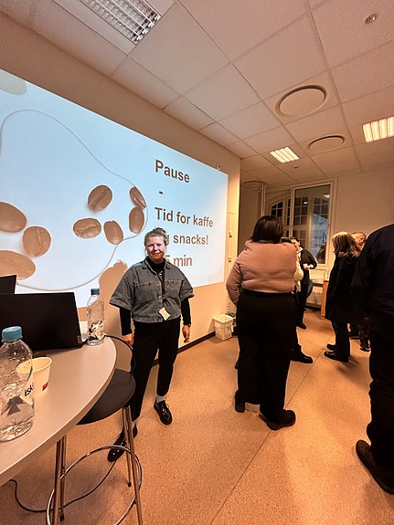 Vi holder kurs og foredrag jevnlig