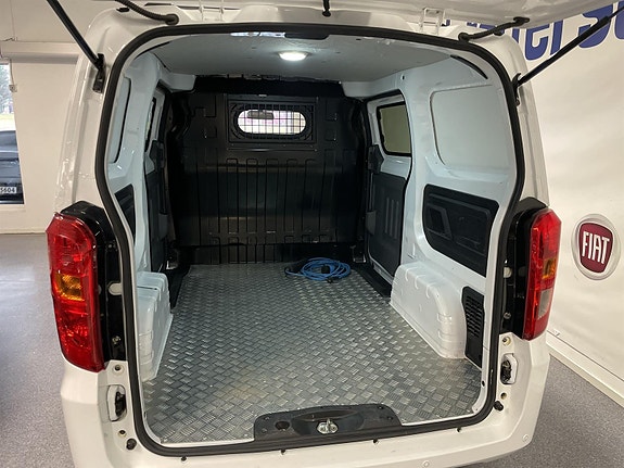 BYD T3 6 of 24