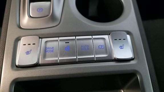 Hyundai Kona 16 of 28