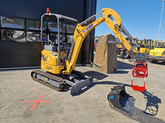 XCMG XE18E med klype