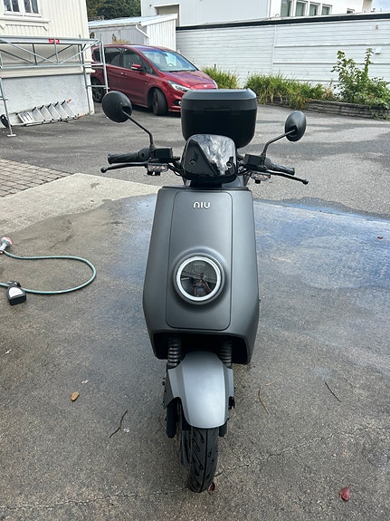 NIU NQi Sport 2 of 9
