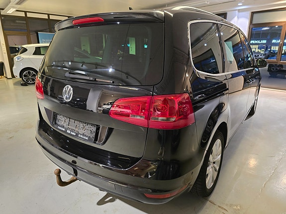 Volkswagen Sharan 6 of 23