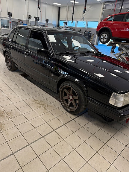 Volvo 940 2 of 5