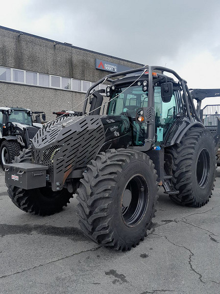 Valtra T175ED Twintrac m/ Palms MWD 3,2 tømmerhenger. 2022, kr 2 490 000,-