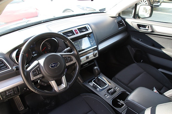 Subaru Outback 12 of 25