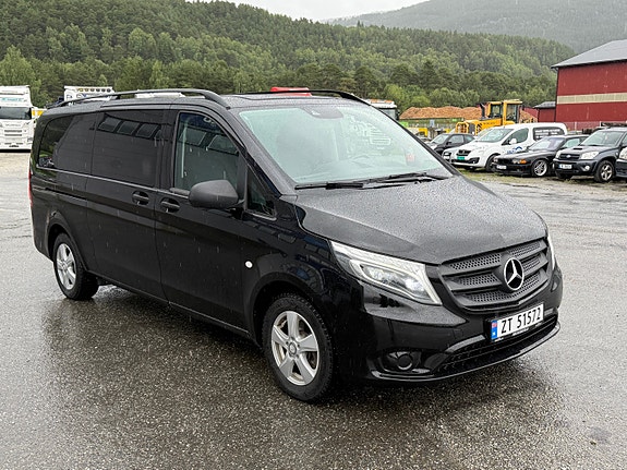 Mercedes-Benz Vito 111 2 of 5