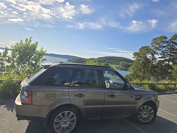 Land Rover Range Rover Sport 20 of 30