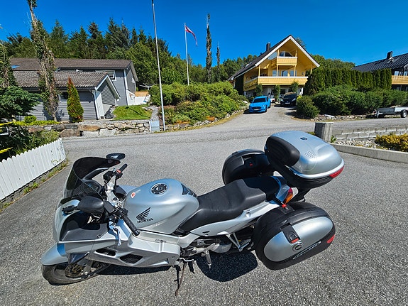 Honda VFR800 7 of 7