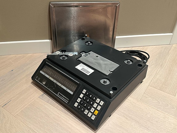 Product image 8 of 9