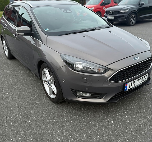 Ford Focus 7 of 23