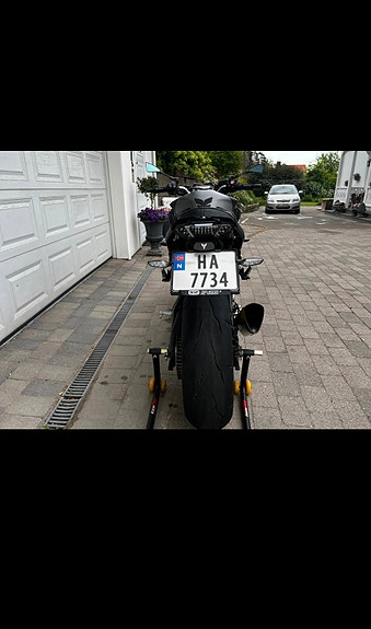 Yamaha MT-10 7 of 30