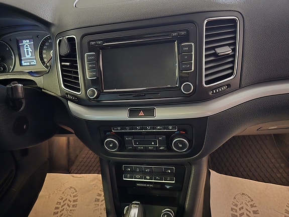Volkswagen Sharan 21 of 23