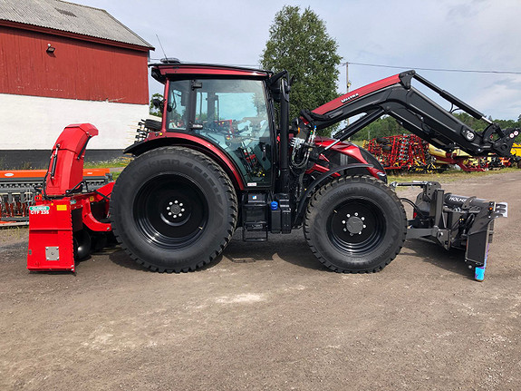 Valtra NY, A115, Front.hyd, Laster 2025, kr 995 000,-