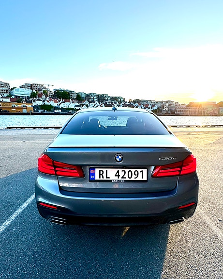 BMW 530e 2 of 30