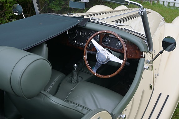 Morgan Plus 4 3 of 29