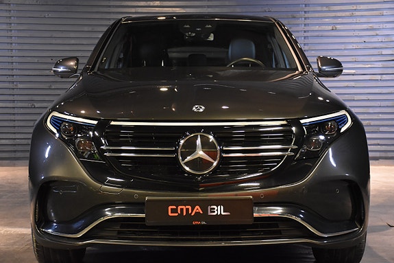Mercedes-Benz EQC400 3 of 26
