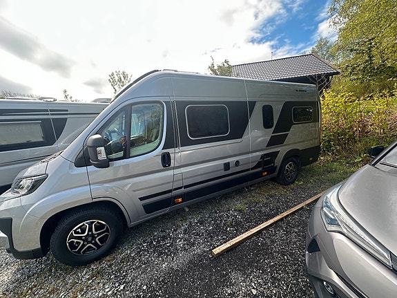 Adria Twin Supreme 640 SLB 4 of 5