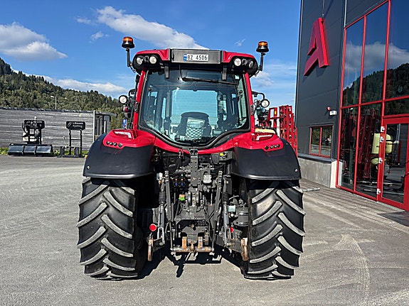 Valtra N104H5 2018, kr 729 000,-