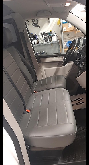 Volkswagen Transporter 11 of 16