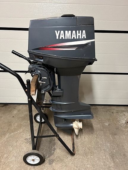 Yamaha 30 hk 3 syl DETO Lang stamme m/el.tilt og el.start
