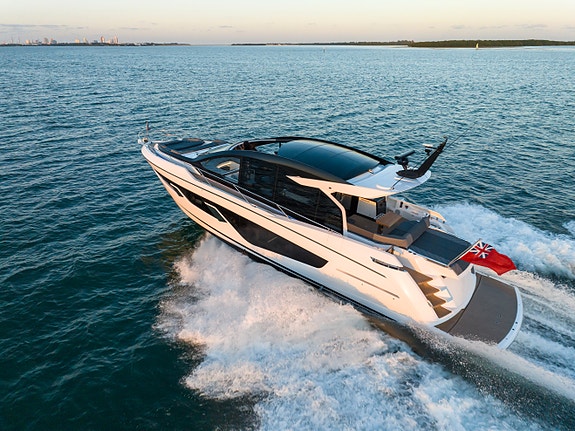 Sunseeker Predator 65 6 of 24