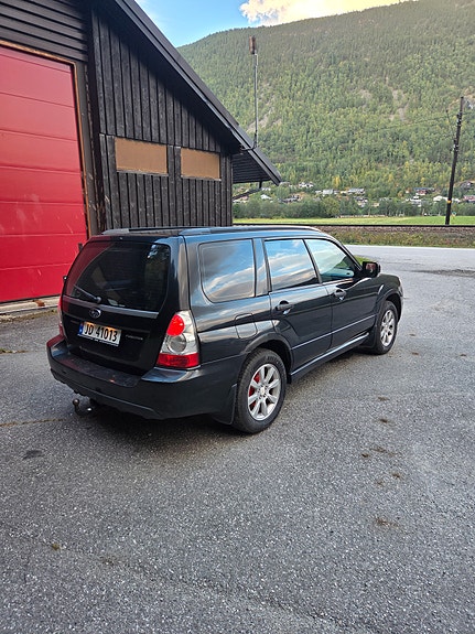 Subaru Forester 5 of 5