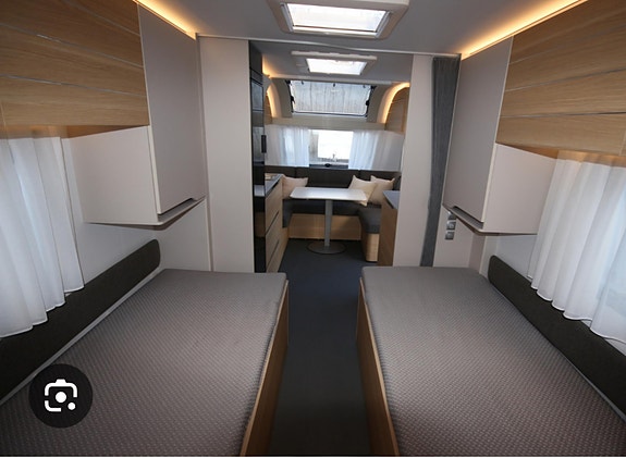 Adria Adora 572 UT /solselle/fortelt og movere 12 of 17