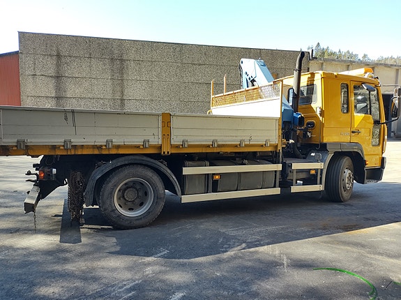 Volvo Fl6 6 of 16
