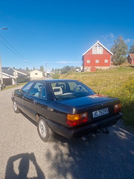 Audi 100 5 of 5